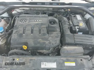 ✅ 2015 Volkswagen Jetta SE • VIN: 3VWLA7AJ8FM427178 • Lot: 42564727. Wystawiony na IAAI z przebiegiem 108 210 mil. Bezpłatny archiwum sprzedaży aukcyjnych z USA i szczegółowy raport historii pojazdu na DreamBid. Zdjęcie 20.