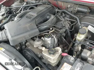 ✅ 2001 Ford Explorer Sport Trac • VIN: 1FMZU77E61UA87382 • Lot: 42461697. Wystawiony na IAAI z przebiegiem 386 659 mil. Bezpłatny archiwum sprzedaży aukcyjnych z USA i szczegółowy raport historii pojazdu na DreamBid. Zdjęcie 14.