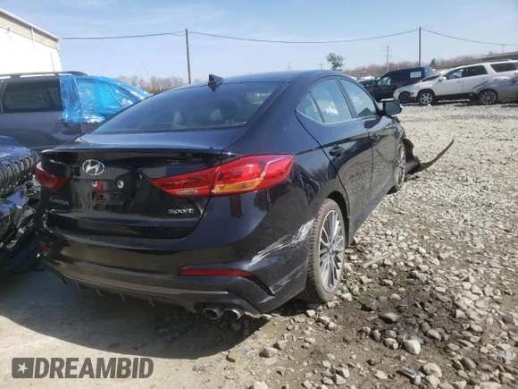✅ 2018 Hyundai Elantra Sport • VIN: KMHD04LB2JU589838 • Lot: 38254732. Wystawiony na Copart z przebiegiem Nie podano. Bezpłatny archiwum sprzedaży aukcyjnych z USA i szczegółowy raport historii pojazdu na DreamBid. Zdjęcie 4.