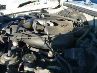 ✅ 1998 Ford Explorer XL • VIN: 1FMZU34E5WZC18387 • Лот: 43876918. Опубликован ранее на IAAI с пробегом 208 836 миль. Бесплатный доступ к архиву аукционных продаж из США и подробный отчёт об истории автомобиля на DreamBid. Изображение 13.