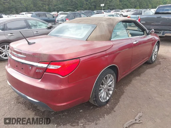 ✅ 2012 Chrysler 200 Limited • VIN: 1C3BCBFG4CN279710 • Лот: 43131363. Опубліковано раніше на IAAI з пробігом 86 193 миль. Безкоштовний доступ до архіву аукціонних продажів зі США та докладний звіт про історію автомобіля на DreamBid. Зображення 4.