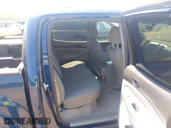 ✅ 2005 Toyota Tacoma • VIN: 5TELU42N45Z137368 • Lot: 45107432. Wystawiony na IAAI z przebiegiem 202 962 mil. Bezpłatny archiwum sprzedaży aukcyjnych z USA i szczegółowy raport historii pojazdu na DreamBid. Zdjęcie 8.