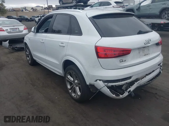 ✅ 2018 Audi Q3 Premium • VIN: WA1BCCFS5JR005499 • Lot: 43182202. Wystawiony na IAAI z przebiegiem 85 735 mil. Bezpłatny archiwum sprzedaży aukcyjnych z USA i szczegółowy raport historii pojazdu na DreamBid. Zdjęcie 3.