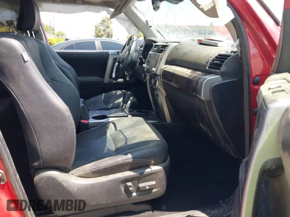 ✅ 2022 Toyota 4Runner Limited • VIN: JTEDU5JRXN5262288 • Lot: 42804106. Wystawiony na IAAI z przebiegiem 43 807 mil. Bezpłatny archiwum sprzedaży aukcyjnych z USA i szczegółowy raport historii pojazdu na DreamBid. Zdjęcie 5.