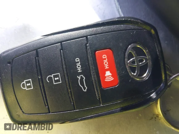 ✅ 2025 Toyota Camry LE • VIN: 4T1DAACK7SU529650 • Лот: 45089461. Опубліковано раніше на IAAI з пробігом 43 786 миль. Безкоштовний доступ до архіву аукціонних продажів зі США та докладний звіт про історію автомобіля на DreamBid. Зображення 11.
