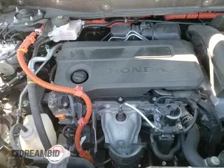 ✅ 2024 Honda CR-V Sport Touring • VIN: 5J6RS6H90RL011531 • Lot: 87476325. Listed on Copart with 30,534 mi. Free auction sales archive from the USA and detailed vehicle history report at DreamBid. Image 15.