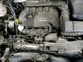 ✅ 2018 Audi Q3 Premium Plus • VIN: WA1JCCFS6JR008570 • Лот: 66516715. Опубликован ранее на Copart с пробегом 70 383 миль. Бесплатный доступ к архиву аукционных продаж из США и подробный отчёт об истории автомобиля на DreamBid. Изображение 17.