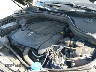 ✅ 2018 Mercedes-Benz GLE 350 • VIN: 4JGDA5HB4JB043629 • Lot: 43347068. Wystawiony na IAAI z przebiegiem 107 103 mil. Bezpłatny archiwum sprzedaży aukcyjnych z USA i szczegółowy raport historii pojazdu na DreamBid. Zdjęcie 20.