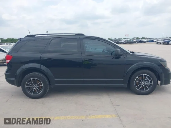 ✅ 2018 Dodge Journey SE • VIN: 3C4PDCABXJT527052 • Lot: 45142462. Wystawiony na IAAI z przebiegiem 163 303 mil. Bezpłatny archiwum sprzedaży aukcyjnych z USA i szczegółowy raport historii pojazdu na DreamBid. Zdjęcie 14.