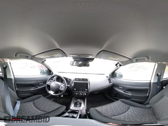 ✅ 2026 Mitsubishi Outlander S • VIN: JA4ARUAU9TU004218 • Lot: 45007182. Wystawiony na IAAI z przebiegiem 7 607 mil. Bezpłatny archiwum sprzedaży aukcyjnych z USA i szczegółowy raport historii pojazdu na DreamBid. Zdjęcie 18.