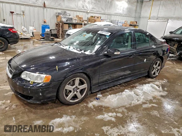 ✅ 2007 Volvo S60 2.5L Turbo R • VIN: YV1RH527472639093 • Lot: 95501035. Wystawiony na Copart z przebiegiem 204 299 mil. Bezpłatny archiwum sprzedaży aukcyjnych z USA i szczegółowy raport historii pojazdu na DreamBid. Zdjęcie 1.
