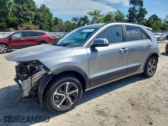 ✅ 2024 Kia Niro EX Touring • VIN: KNDCR3LEXR5159488 • Lot: 65221185. Wystawiony na Copart z przebiegiem 6 478 mil. Bezpłatny archiwum sprzedaży aukcyjnych z USA i szczegółowy raport historii pojazdu na DreamBid. Zdjęcie 1.