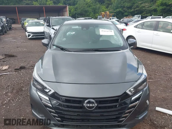 ✅ 2025 Nissan Versa SV • VIN: 3N1CN8EV8SL841851 • Lot: 45421230. Wystawiony na IAAI z przebiegiem 33 532 mil. Bezpłatny archiwum sprzedaży aukcyjnych z USA i szczegółowy raport historii pojazdu na DreamBid. Zdjęcie 6.
