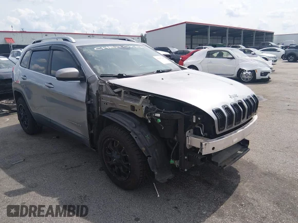 ✅ 2017 Jeep Cherokee Latitude • VIN: 1C4PJMCB7HW543886 • Lot: 45187384. Listed on IAAI with 104,852 mi. Free auction sales archive from the USA and detailed vehicle history report at DreamBid. Image 1.