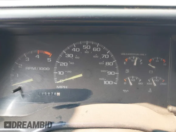 ✅ 1995 Chevrolet Silverado 1500 • VIN: 1GCEK14HXSZ138438 • Lot: 40199493. Wystawiony na IAAI z przebiegiem 235 678 mil. Bezpłatny archiwum sprzedaży aukcyjnych z USA i szczegółowy raport historii pojazdu na DreamBid. Zdjęcie 7.