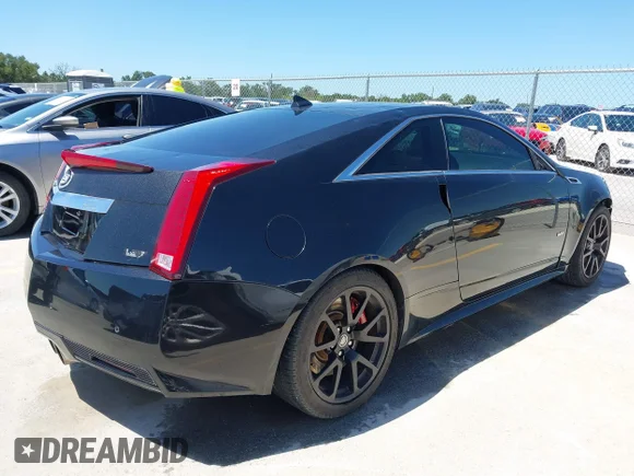 ✅ 2015 Cadillac CTS-V • VIN: 1G6DV1EP1F0100523 • Lot: 42457038. Wystawiony na IAAI z przebiegiem 54 914 mil. Bezpłatny archiwum sprzedaży aukcyjnych z USA i szczegółowy raport historii pojazdu na DreamBid. Zdjęcie 4.