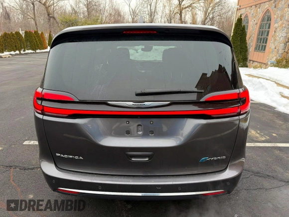✅ 2022 Chrysler Pacifica Hybrid Touring L • VIN: 2C4RC1L76NR156036 • Lot: 77741325. Wystawiony na Copart z przebiegiem 134 479 mil. Bezpłatny archiwum sprzedaży aukcyjnych z USA i szczegółowy raport historii pojazdu na DreamBid. Zdjęcie 5.
