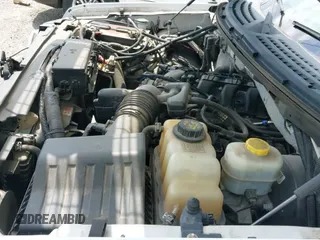 ✅ 2014 Ford F-150 XL • VIN: 1FTMF1CM5EKG22822 • Lot: 42708687. Wystawiony na IAAI z przebiegiem 127 163 mil. Bezpłatny archiwum sprzedaży aukcyjnych z USA i szczegółowy raport historii pojazdu na DreamBid. Zdjęcie 18.