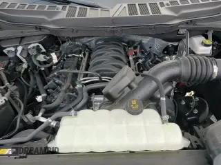 ✅ 2025 Ford F-150 Lariat • VIN: 1FTFW5L52SKD23387 • Lot: 92596985. Wystawiony na Copart z przebiegiem 6 484 mil. Bezpłatny archiwum sprzedaży aukcyjnych z USA i szczegółowy raport historii pojazdu na DreamBid. Zdjęcie 16.