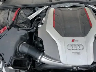 ✅ 2019 Audi RS 5 • VIN: WUAPWAF52KA901134 • Lot: 48594025. Listed on Copart with 43,929 mi. Free auction sales archive from the USA and detailed vehicle history report at DreamBid. Image 14.