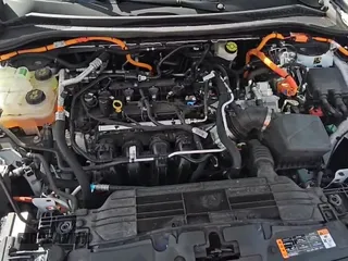 ✅ 2023 Ford Escape PHEV • VIN: 1FMCU0E15PUA61250 • Lot: 87223635. Wystawiony na Copart z przebiegiem 30 720 mil. Bezpłatny archiwum sprzedaży aukcyjnych z USA i szczegółowy raport historii pojazdu na DreamBid. Zdjęcie 14.