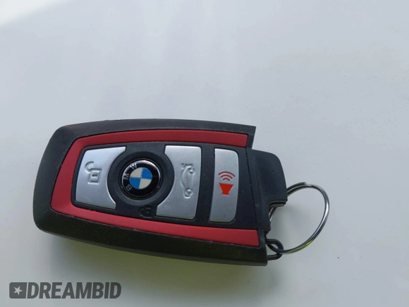 ✅ 2018 BMW 3 Series 330i xDrive • VIN: WBA8D9C58JEM33876 • Lot: 44629457. Wystawiony na IAAI z przebiegiem 92 202 mil. Bezpłatny archiwum sprzedaży aukcyjnych z USA i szczegółowy raport historii pojazdu na DreamBid. Zdjęcie 11.
