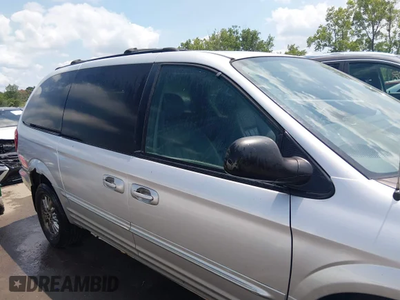✅ 2004 Chrysler Town & Country Touring • VIN: 2C4GP54L44R528485 • Lot: 45502403. Wystawiony na IAAI z przebiegiem 234 554 mil. Bezpłatny archiwum sprzedaży aukcyjnych z USA i szczegółowy raport historii pojazdu na DreamBid. Zdjęcie 13.
