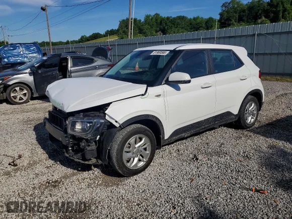 ✅ 2023 Hyundai Venue SE • VIN: KMHRB8A38PU220445 • Лот: 51969566. Опубликован ранее на Copart с пробегом 46 737 миль. Бесплатный доступ к архиву аукционных продаж из США и подробный отчёт об истории автомобиля на DreamBid. Изображение 1.