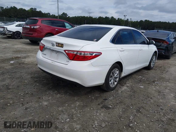 ✅ 2016 Toyota Camry SE • VIN: 4T1BF1FK6GU267017 • Lot: 45079702. Wystawiony na IAAI z przebiegiem 177 000 mil. Bezpłatny archiwum sprzedaży aukcyjnych z USA i szczegółowy raport historii pojazdu na DreamBid. Zdjęcie 4.