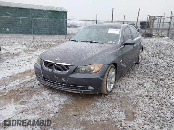 ✅ 2007 BMW 3 Series 335i • VIN: WBAVB73537VF49933 • Lot: 43960829. Wystawiony na IAAI z przebiegiem 172 354 mil. Bezpłatny archiwum sprzedaży aukcyjnych z USA i szczegółowy raport historii pojazdu na DreamBid. Zdjęcie 2.