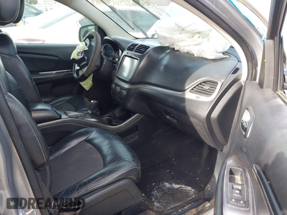 ✅ 2016 Dodge Journey Crossroad • VIN: 3C4PDCGG4GT123420 • Lot: 43642922. Wystawiony na IAAI z przebiegiem 163 358 mil. Bezpłatny archiwum sprzedaży aukcyjnych z USA i szczegółowy raport historii pojazdu na DreamBid. Zdjęcie 5.