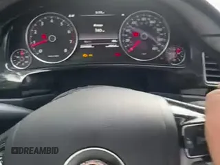 ✅ 2017 Volkswagen Touareg Sport • VIN: WVGEF7BP9HD004779 • Лот: 65035805. Опубликован ранее на Copart с пробегом 224 866 миль. Бесплатный доступ к архиву аукционных продаж из США и подробный отчёт об истории автомобиля на DreamBid. Изображение 11.