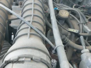 ✅ 1995 Ford F-350 • VIN: 1FTJW35H9SEA13466 • Lot: 42488238. Wystawiony na IAAI z przebiegiem 110 215 mil. Bezpłatny archiwum sprzedaży aukcyjnych z USA i szczegółowy raport historii pojazdu na DreamBid. Zdjęcie 19.