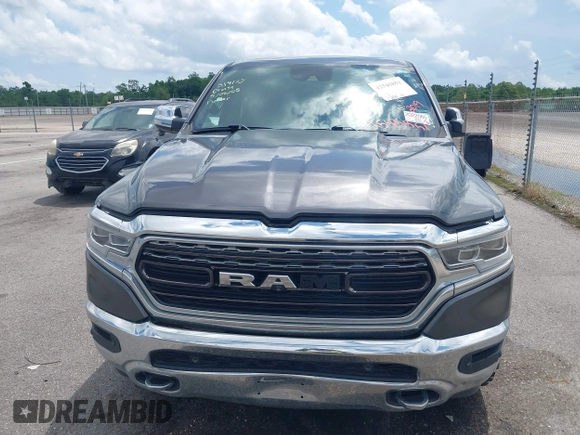 ✅ 2019 Ram 1500 Limited • VIN: 1C6SRFPT0KN519175 • Lot: 42545851. Wystawiony na IAAI z przebiegiem 84 280 mil. Bezpłatny archiwum sprzedaży aukcyjnych z USA i szczegółowy raport historii pojazdu na DreamBid. Zdjęcie 6.