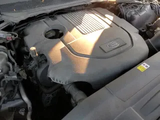 ✅ 2017 Land Rover Range Rover • VIN: SALGR2FK5HA362235 • Лот: 41617135. Опубликован ранее на Copart с пробегом 84 568 миль. Бесплатный доступ к архиву аукционных продаж из США и подробный отчёт об истории автомобиля на DreamBid. Изображение 15.