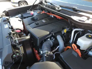 ✅ 2024 Toyota Sequoia Platinum • VIN: 7SVAAABA2RX035422 • Lot: 84470255. Listed on Copart with 14,295 mi. Free auction sales archive from the USA and detailed vehicle history report at DreamBid. Image 17.