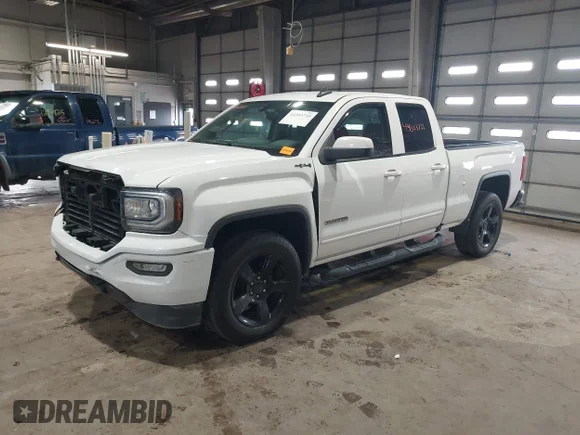 ✅ 2018 GMC Sierra 1500 • VIN: 1GTV2LEC8JZ258753 • Lot: 44303733. Wystawiony na IAAI z przebiegiem 100 439 mil. Bezpłatny archiwum sprzedaży aukcyjnych z USA i szczegółowy raport historii pojazdu na DreamBid. Zdjęcie 2.