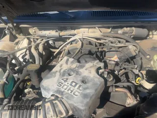 ✅ 2003 Ford Explorer Sport Trac XLS • VIN: 1FMZU67E43UA32975 • Lot: 83975705. Wystawiony na Copart z przebiegiem 212 492 mil. Bezpłatny archiwum sprzedaży aukcyjnych z USA i szczegółowy raport historii pojazdu na DreamBid. Zdjęcie 11.