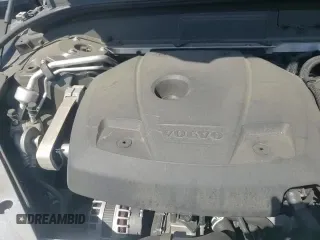 ✅ 2018 Volvo XC60 Momentum • VIN: LYVA22RK3JB117199 • Лот: 60888465. Опубликован ранее на Copart с пробегом 56 999 миль. Бесплатный доступ к архиву аукционных продаж из США и подробный отчёт об истории автомобиля на DreamBid. Изображение 14.