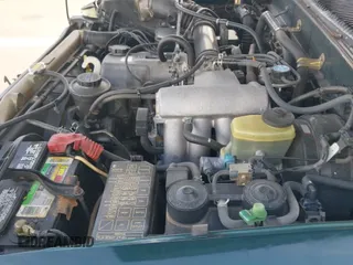 ✅ 1999 Toyota 4Runner • VIN: JT3GM84R5X0050322 • Lot: 42499061. Listed on IAAI with 243,606 mi. Free auction sales archive from the USA and detailed vehicle history report at DreamBid. Image 19.