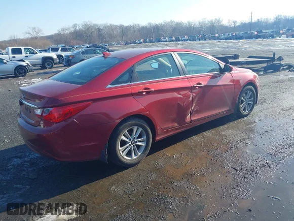 ✅ 2012 Hyundai Sonata GLS • VIN: 5NPEB4AC4CH360248 • Lot: 43955841. Wystawiony na IAAI z przebiegiem 84 182 mil. Bezpłatny archiwum sprzedaży aukcyjnych z USA i szczegółowy raport historii pojazdu na DreamBid. Zdjęcie 4.