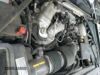 ✅ 2018 GMC Sierra 2500HD Denali • VIN: 1GT12UEY3JF257446 • Lot: 42283051. Wystawiony na IAAI z przebiegiem 54 320 mil. Bezpłatny archiwum sprzedaży aukcyjnych z USA i szczegółowy raport historii pojazdu na DreamBid. Zdjęcie 18.