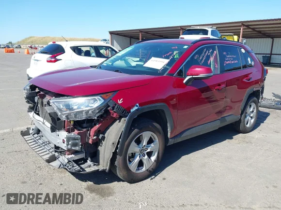 ✅ 2019 Toyota RAV4 XLE • VIN: JTMW1RFV5KD018360 • Lot: 44983594. Listed on IAAI with 139,448 mi. Free auction sales archive from the USA and detailed vehicle history report at DreamBid. Image 2.