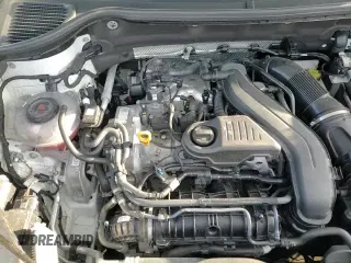 ✅ 2024 Volkswagen Taos SE Black • VIN: 3VVLX7B25RM131419 • Lot: 83797555. Listed on Copart with 9,468 mi. Free auction sales archive from the USA and detailed vehicle history report at DreamBid. Image 15.