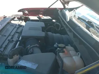 ✅ 2019 Chevrolet Silverado 1500 RST • VIN: 3GCPWDED0KG149801 • Lot: 43593303. Wystawiony na IAAI z przebiegiem 127 333 mil. Bezpłatny archiwum sprzedaży aukcyjnych z USA i szczegółowy raport historii pojazdu na DreamBid. Zdjęcie 18.