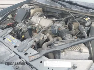 ✅ 2006 Pontiac Grand Prix • VIN: 2G2WP552461288197 • Lot: 43444759. Wystawiony na IAAI z przebiegiem 179 078 mil. Bezpłatny archiwum sprzedaży aukcyjnych z USA i szczegółowy raport historii pojazdu na DreamBid. Zdjęcie 13.