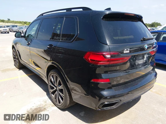 ✅ 2020 BMW X7 M50i • VIN: 5UXCX6C04L9C03529 • Lot: 45486250. Listed on IAAI with 73,751 mi. Free auction sales archive from the USA and detailed vehicle history report at DreamBid. Image 3.