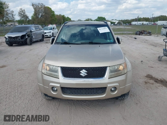✅ 2008 Suzuki Grand Vitara Luxury • VIN: JS3TD947384100130 • Lot: 41713955. Wystawiony na IAAI z przebiegiem 180 631 mil. Bezpłatny archiwum sprzedaży aukcyjnych z USA i szczegółowy raport historii pojazdu na DreamBid. Zdjęcie 6.