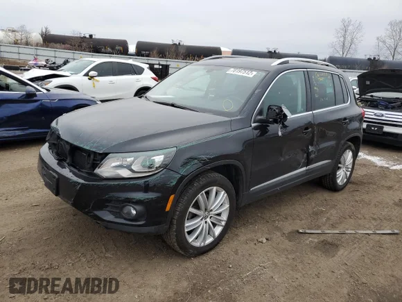 ✅ 2016 Volkswagen Tiguan R-Line • VIN: WVGAV7AX1GW592232 • Лот: 70197512. Опубліковано раніше на Copart з пробігом 95 283 миль. Безкоштовний доступ до архіву аукціонних продажів зі США та докладний звіт про історію автомобіля на DreamBid. Зображення 1.