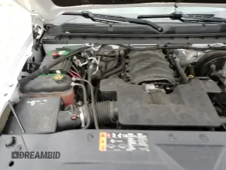 ✅ 2017 Chevrolet Silverado 1500 LT • VIN: 1GCVKREC0HZ377524 • Лот: 90626295. Опубликован ранее на Copart с пробегом 120 633 миль. Бесплатный доступ к архиву аукционных продаж из США и подробный отчёт об истории автомобиля на DreamBid. Изображение 13.